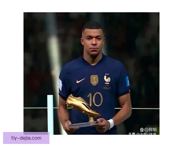 年长十岁莱万防守远胜姆巴佩