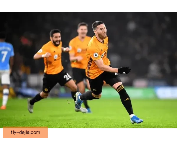 狼队主帅莫利纽克斯战枪手勇气